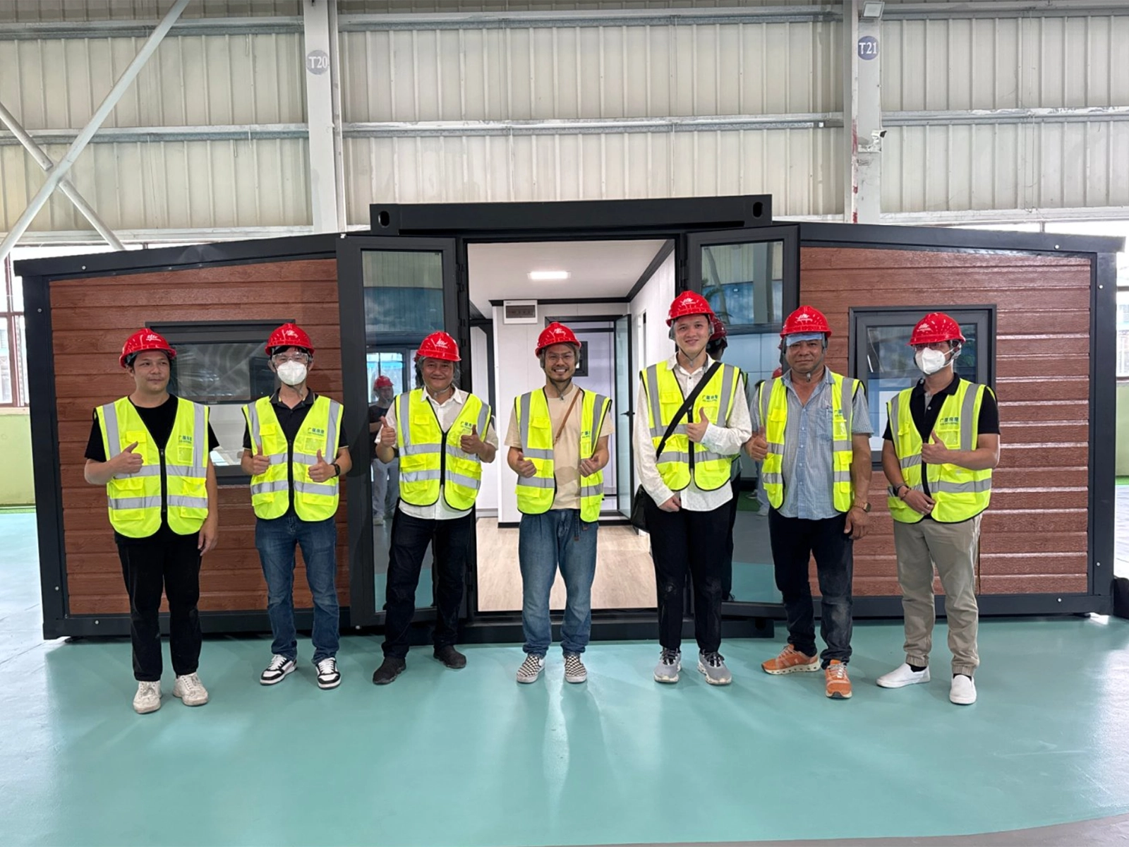 Front view of expandable container house