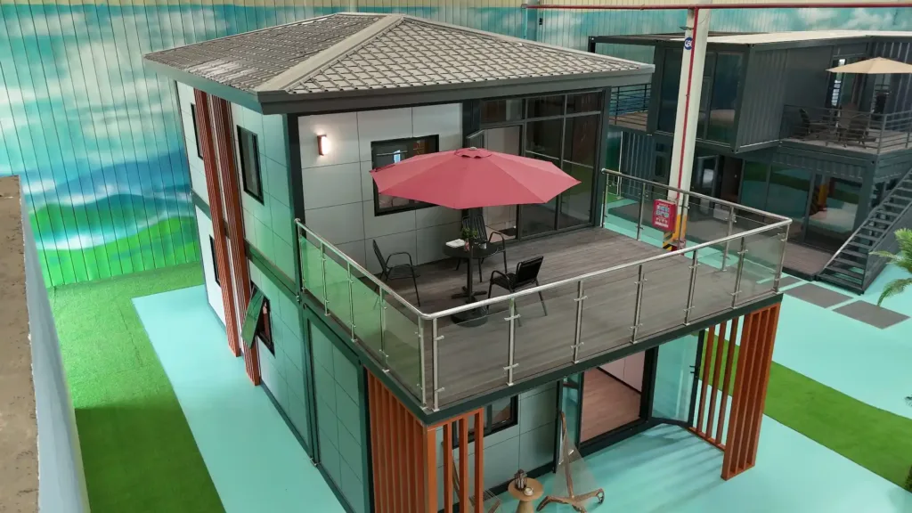 High-Quality 40ft Dual-Wing Expandable Container House – Modular & Durable Solution 5 The exterior view of multiple GS Housing modular container homes combined to create a larger living or commercial space. Demonstrates flexibility, scalability, and efficient use of space for various applications.