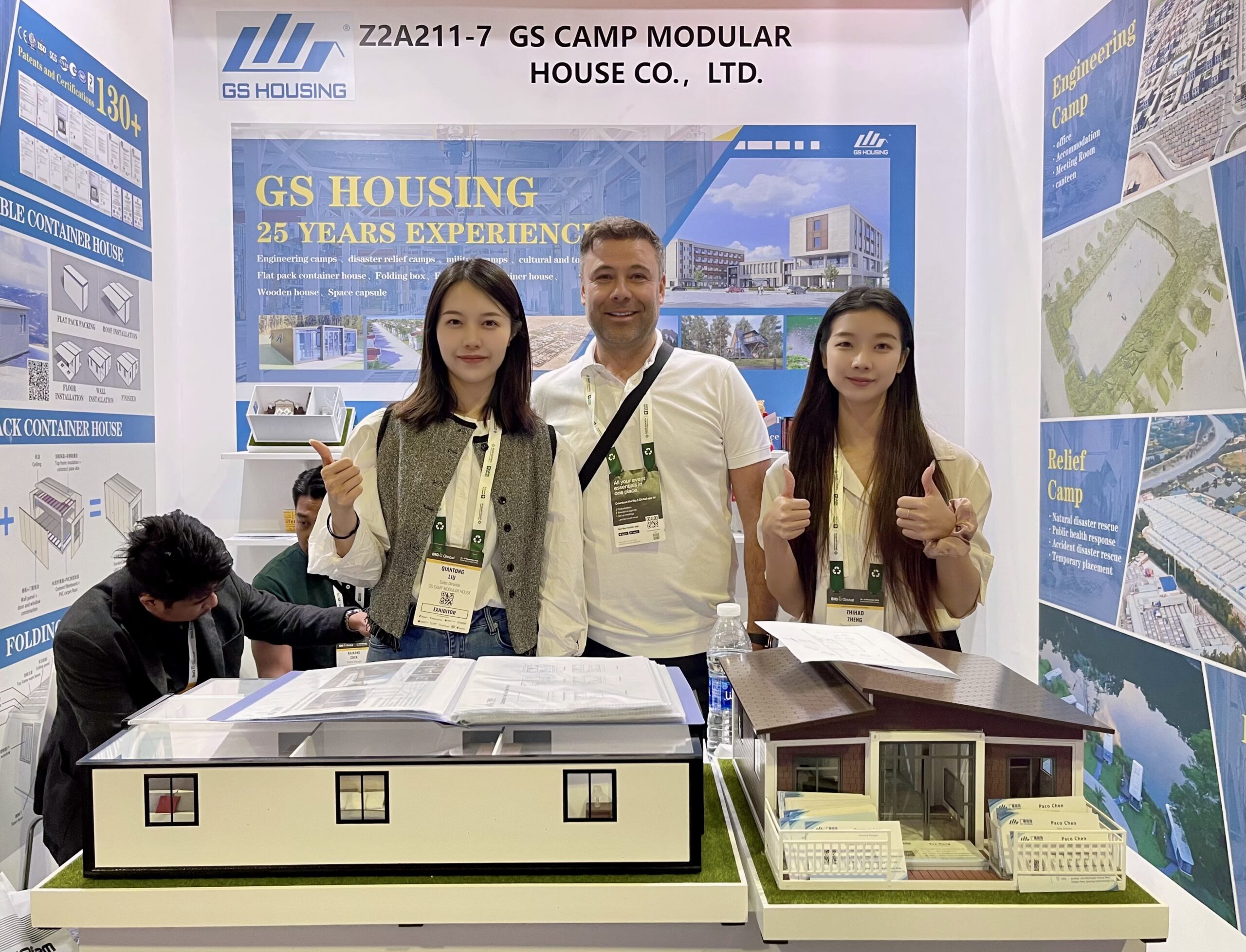 gs-housing-sales-team-with-client-02 GS Housing team discussing housing solutions with customer