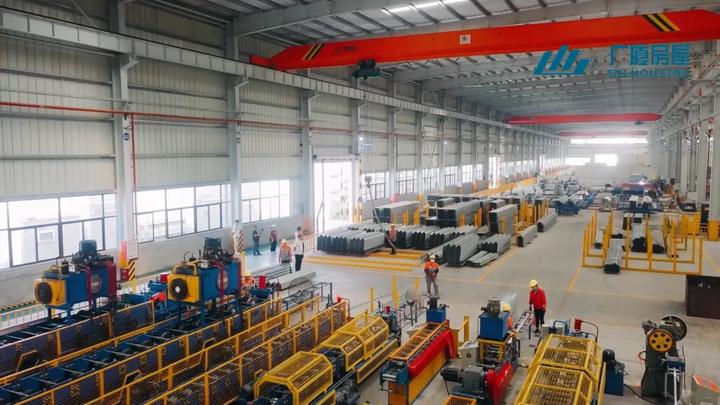 Expandable container house factory production line with galvanized steel structure assembly